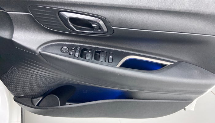 2021 Hyundai NEW I20 ASTA (O) 1.5 CRDI MT, Diesel, Manual, 14,656 km, Driver Side Door Panels Control