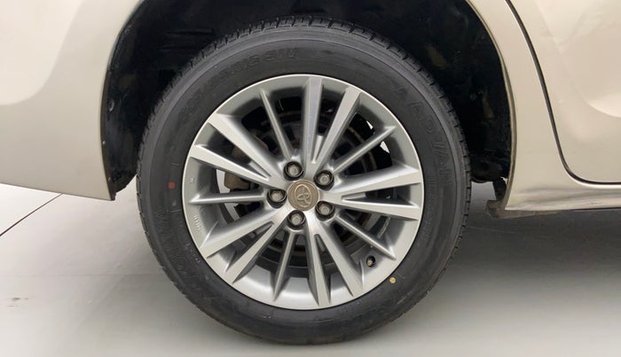 2014 Toyota Corolla Altis VL AT PETROL, Petrol, Automatic, 57,094 km, Right Rear Wheel