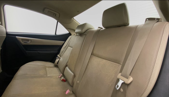 2014 Toyota Corolla Altis VL AT PETROL, Petrol, Automatic, 57,094 km, Right Side Rear Door Cabin