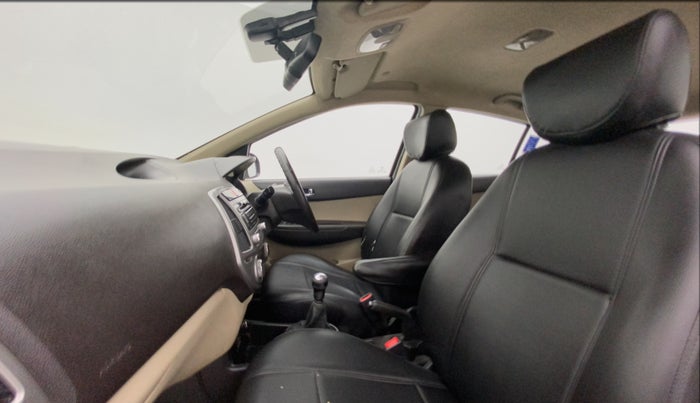 2014 Hyundai Elite i20 ASTA 1.2, Petrol, Manual, 68,874 km, Right Side Front Door Cabin