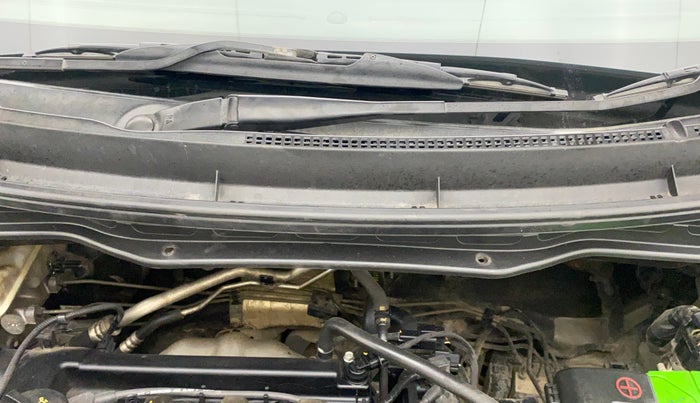 2014 Hyundai Elite i20 ASTA 1.2, Petrol, Manual, 68,874 km, Bonnet (hood) - Cowl vent panel has minor damage