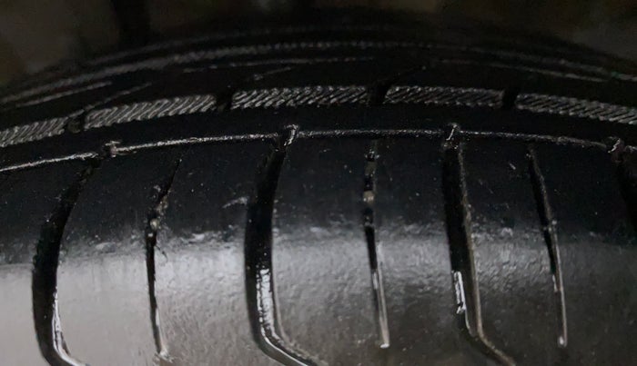 2018 Honda Amaze 1.2L I-VTEC VX, Petrol, Manual, 81,413 km, Left Front Tyre Tread