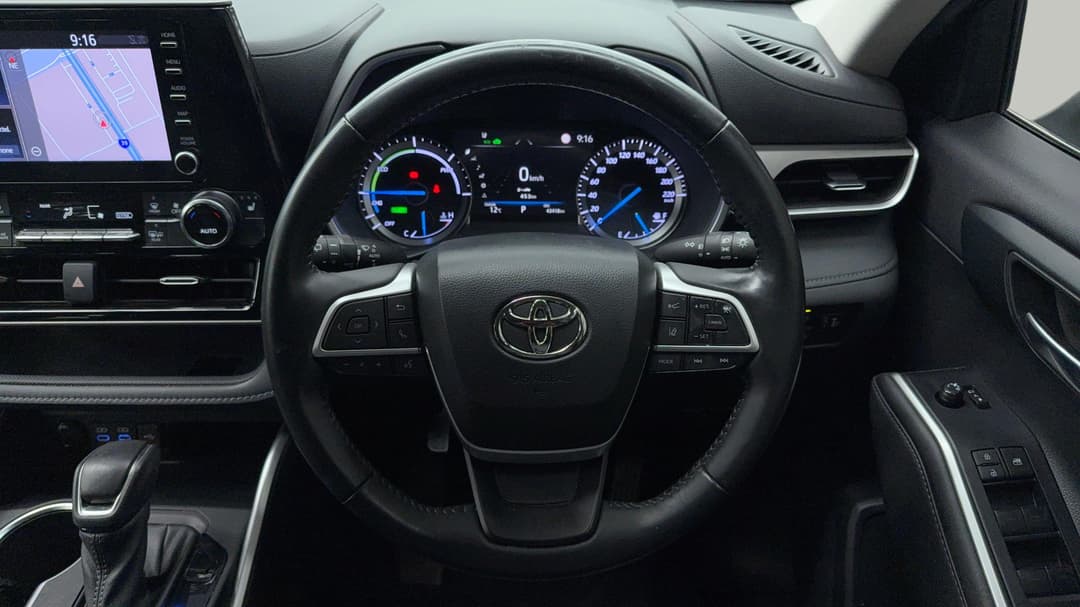 2022 Toyota Kluger Gxl Hybrid AWD, Automatic, 43418 km, Steering Wheel Close-up