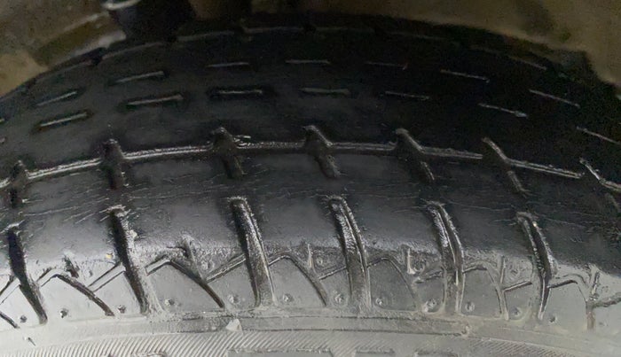 2017 Maruti Wagon R 1.0 LXI CNG, CNG, Manual, 36,847 km, Right Rear Tyre Tread