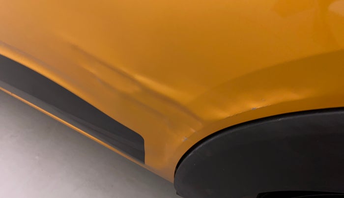 2021 Renault TRIBER 1.0 RXZ, Petrol, Manual, 10,510 km, Rear left door - Minor scratches