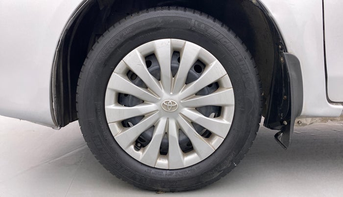 2011 Toyota Etios Liva G, Petrol, Manual, 78,193 km, Left Front Wheel