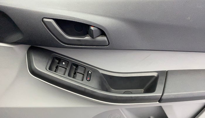 2021 Tata Tiago XT PETROL, Petrol, Manual, 16,333 km, Driver Side Door Panels Control