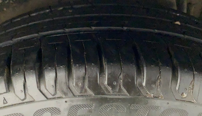 2016 Tata Zest XM PETROL, Petrol, Manual, 87,897 km, Left Rear Tyre Tread