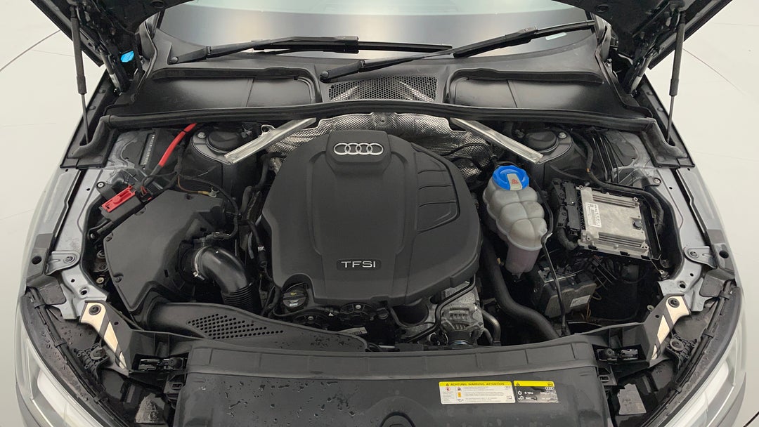 Open Bonnet (Engine)