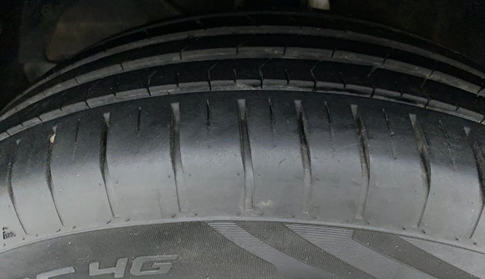 2018 Maruti Baleno DELTA DDIS 190, Diesel, Manual, 63,932 km, Left Front Tyre Tread