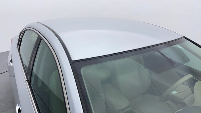 NISSAN ALTIMA-Roof/Sunroof View