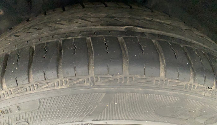2020 Toyota YARIS G CVT, Petrol, Automatic, 18,861 km, Left Front Tyre Tread