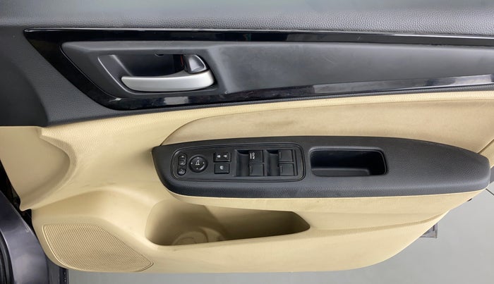2019 Honda Amaze 1.2 SMT I VTEC, Petrol, Manual, 72,534 km, Driver Side Door Panels Control