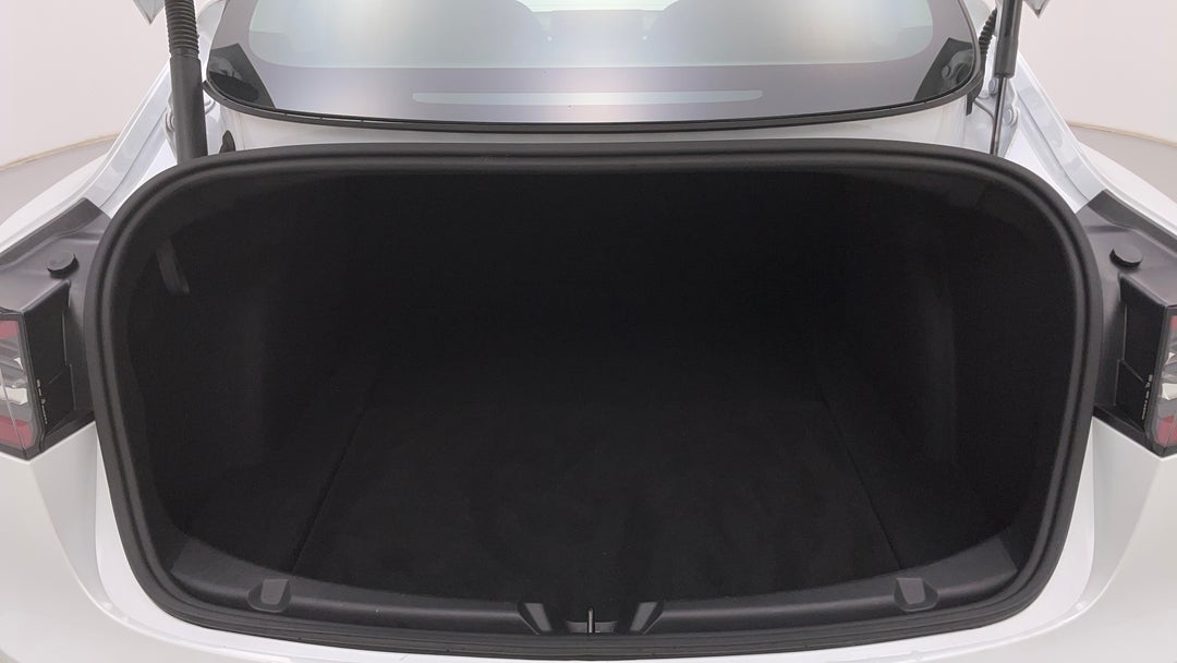 2021 Tesla Model 3 Standard Range Rwd, Automatic, 66984 km, Boot Inside View