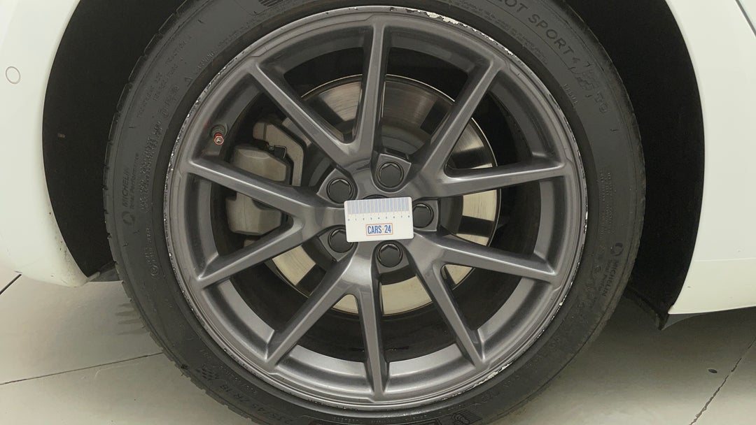 2021 Tesla Model 3 Standard Range Rwd, Automatic, 66984 km, Wheels Rim Rear RHS Gutter Rash