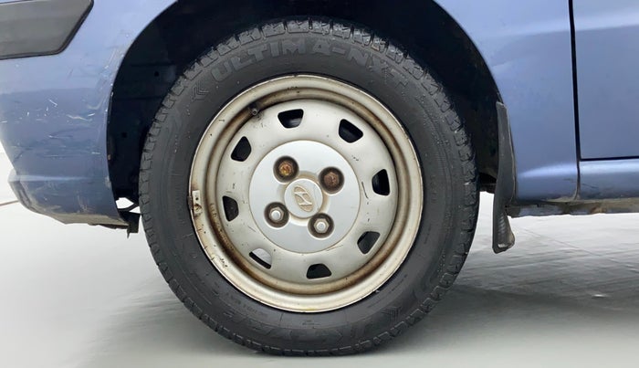 2013 Hyundai Santro Xing GL PLUS, CNG, Manual, 94,110 km, Left Front Wheel