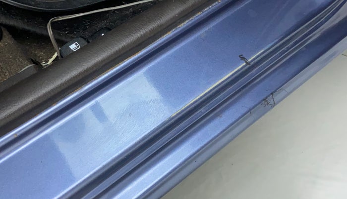 2013 Hyundai Santro Xing GL PLUS, CNG, Manual, 94,110 km, Right running board - Minor scratches
