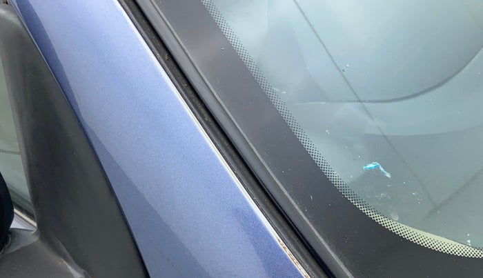 2013 Hyundai Santro Xing GL PLUS, CNG, Manual, 94,110 km, Right A pillar - Paint is slightly faded
