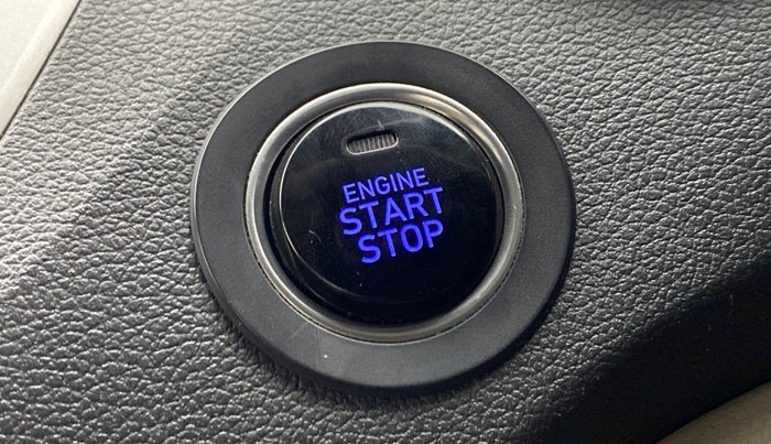 2018 Hyundai Verna 1.6 SX VTVT (O), Petrol, Manual, 60,452 km, Keyless Start/ Stop Button