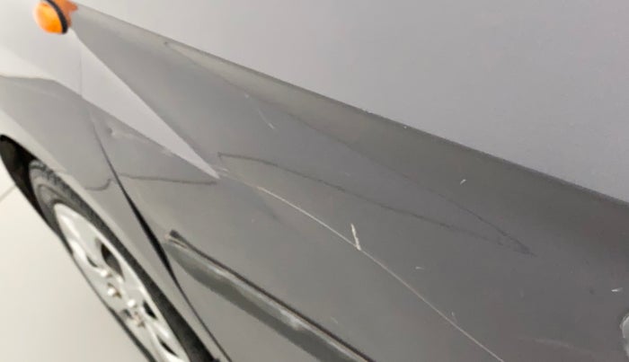 2017 Hyundai Eon MAGNA +, Petrol, Manual, 71,979 km, Front passenger door - Slightly dented