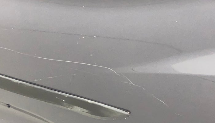 2017 Hyundai Eon MAGNA +, Petrol, Manual, 71,979 km, Rear left door - Minor scratches