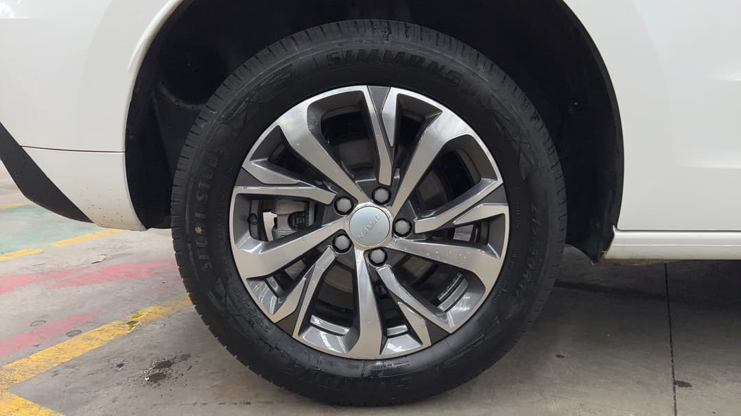 2022 GWM Haval Jolion Premium, Automatic, 52375 km, Right Rear Wheel