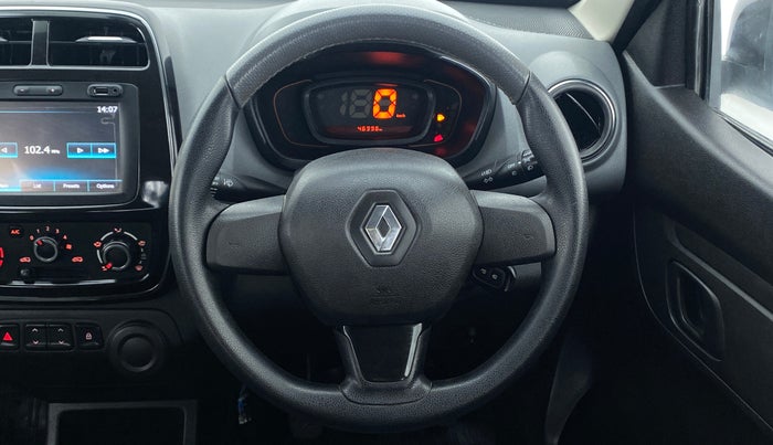 2017 Renault Kwid 1.0 RXT Opt, Petrol, Manual, 47,377 km, Steering Wheel Close Up