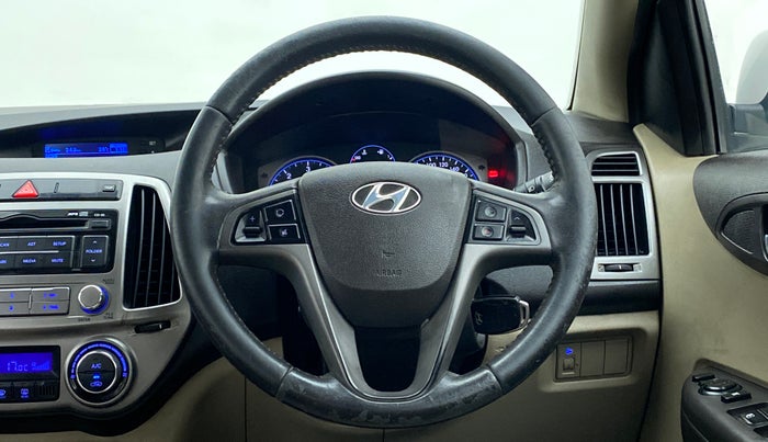 2013 Hyundai i20 SPORTZ 1.4 CRDI, Diesel, Manual, 71,977 km, Steering Wheel Close Up