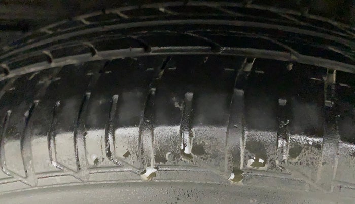 2022 Tata Tiago XZ PLUS CNG, CNG, Manual, 24,768 km, Left Rear Tyre Tread