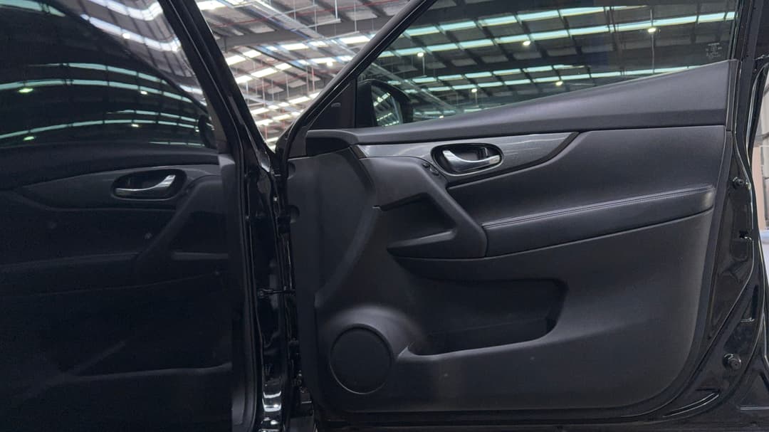 2016 Nissan X-trail Ti (4x4), Automatic, 135549 km, Speaker View