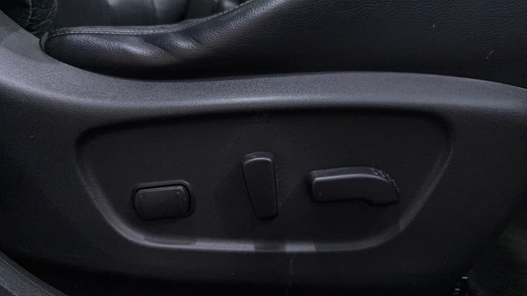 2016 Nissan X-trail Ti (4x4), Automatic, 135549 km, Drivers Side Adjustment Panel