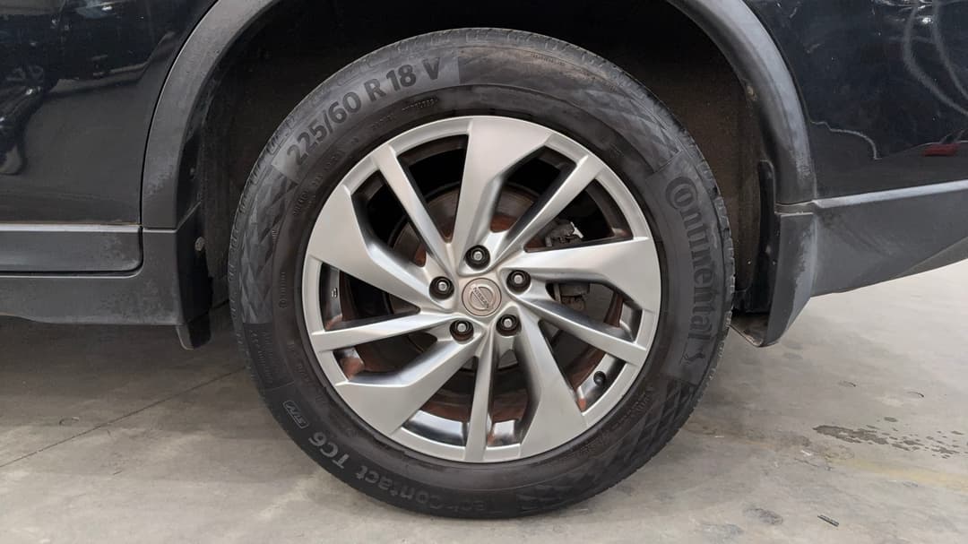 2016 Nissan X-trail Ti (4x4), Automatic, 135549 km, Left Rear Wheel