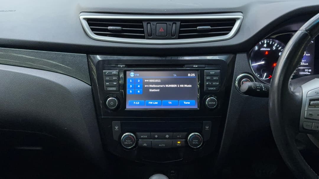 2016 Nissan X-trail Ti (4x4), Automatic, 135549 km, Center Console