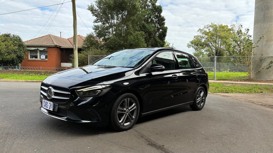 Left Front Diagonal (45- Degree) View