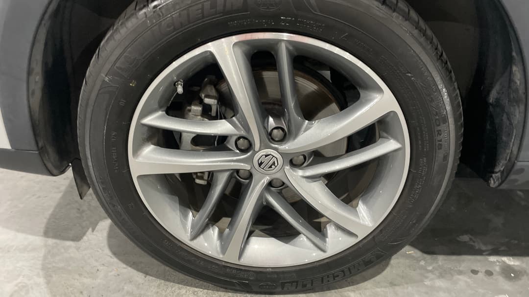 2022 MG HS +ev Phev Essence, Automatic, 49182 km, Left Front Wheel