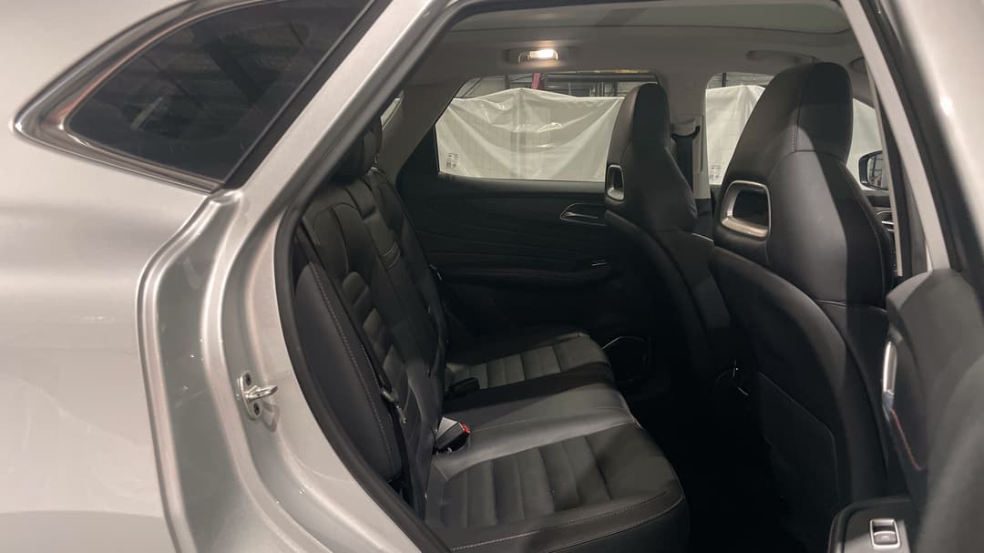 2022 MG HS +ev Phev Essence, Automatic, 49182 km, Right Side Rear Door Cabin View