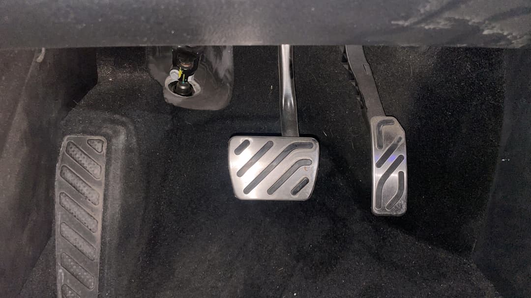 2022 MG HS +ev Phev Essence, Automatic, 49182 km, Pedals and Footmat