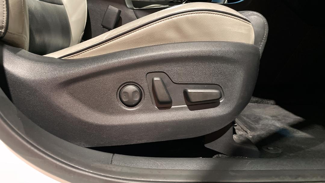 2016 Kia Sportage Gt-line (AWD), Automatic, 92372 km, Drivers Side Adjustment Panel