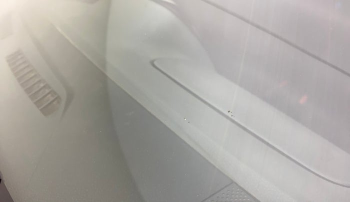 2016 Renault Kwid RXT 1.0, Petrol, Manual, 56,209 km, Front windshield - Minor spot on windshield