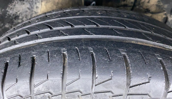 2018 Maruti S Cross ZETA 1.3 SHVS, Diesel, Manual, 33,575 km, Right Front Tyre Tread