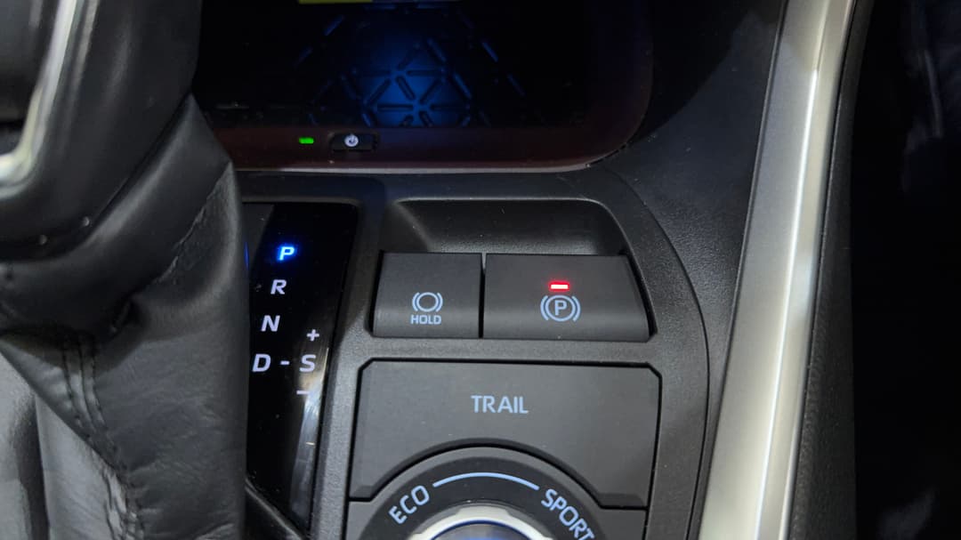 2024 Toyota RAV4 Cruiser (AWD) Hybrid, Automatic, 10541 km, Handbrake