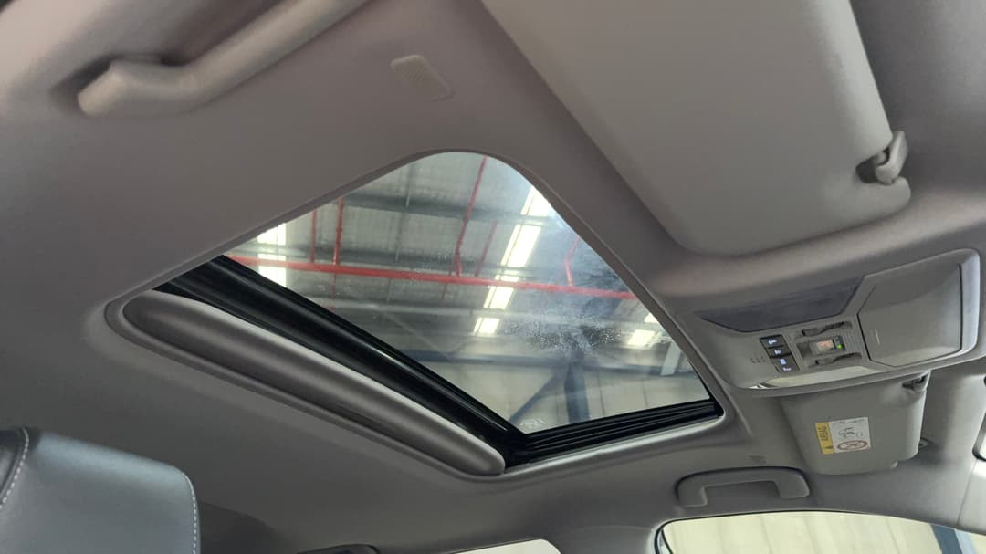 2024 Toyota RAV4 Cruiser (AWD) Hybrid, Automatic, 10541 km, Interior Sunroof/Moonroof