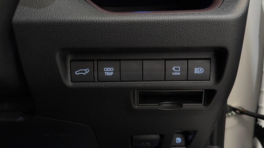 2024 Toyota RAV4 Cruiser (AWD) Hybrid, Automatic, 10541 km, Utility Switches/Buttons