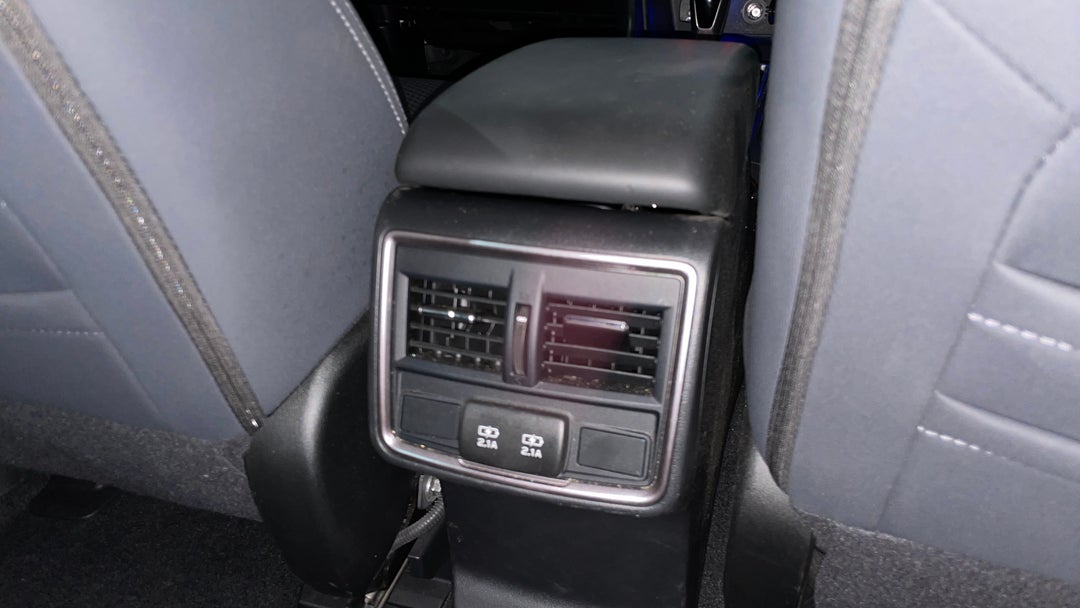 2022 Subaru Forester 2.5i Premium (AWD), Automatic, 33906 km, Rear A/C Vent
