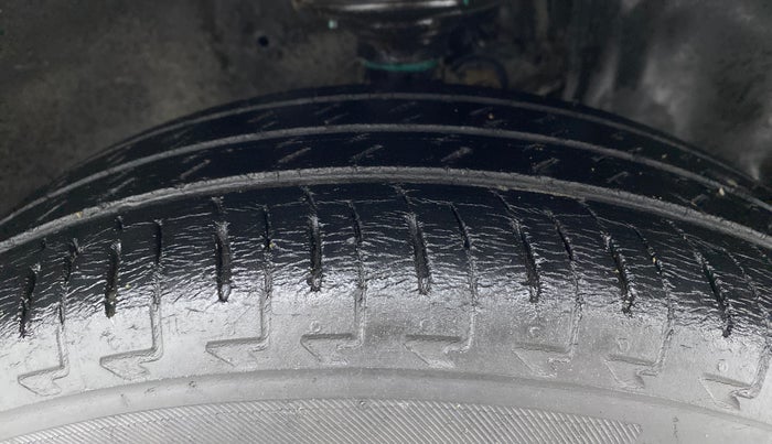 2017 Maruti IGNIS DELTA 1.2, Petrol, Manual, 36,736 km, Right Front Tyre Tread