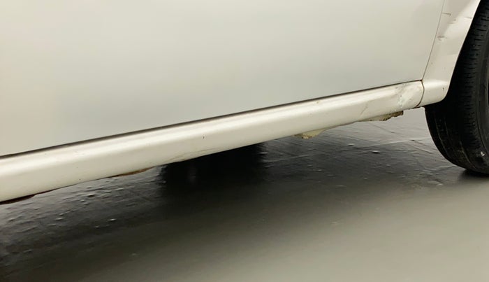 2013 Hyundai Santro Xing GL, CNG, Manual, 63,686 km, Right running board - Slightly dented