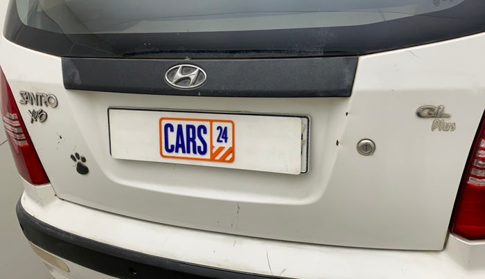 2013 Hyundai Santro Xing GL, CNG, Manual, 63,686 km, Dicky (Boot door) - Minor scratches