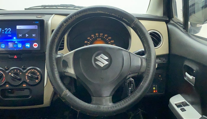 2017 Maruti Wagon R 1.0 LXI CNG, CNG, Manual, 68,494 km, Steering Wheel Close Up