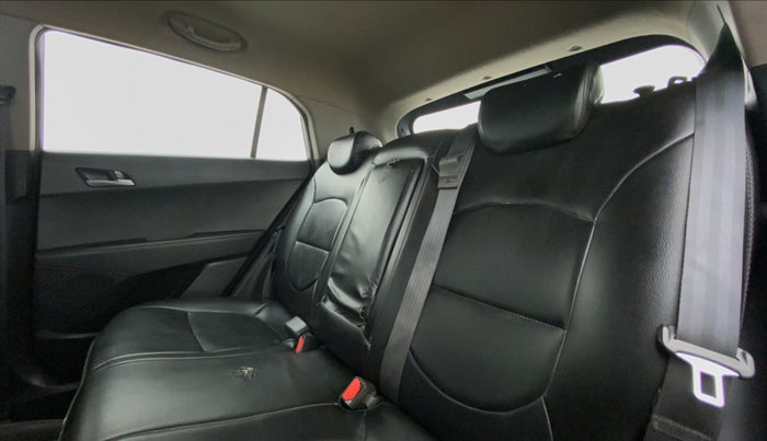 2016 Hyundai Creta 1.6 SX PLUS VTVT, Petrol, Manual, 52,949 km, Right Side Rear Door Cabin