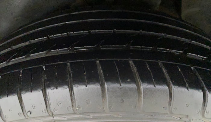 2016 Hyundai Creta 1.6 SX PLUS VTVT, Petrol, Manual, 52,949 km, Left Rear Tyre Tread